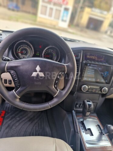 Mitsubishi Pajero 2007, 351,825 km - 3.8 л - Sumqayıt