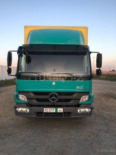 Mercedes Atego 818 2010, 430,300 km - 4.3 l - Bakı