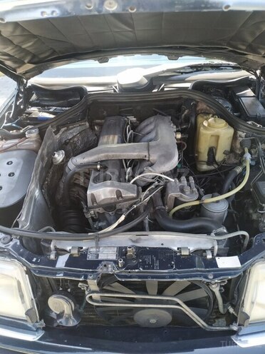 Mercedes E 300 d 1990, 357,432 km - 3.0 л - Zaqatala