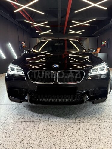 BMW M5 2012, 74,000 km - 4.4 l - Bakı