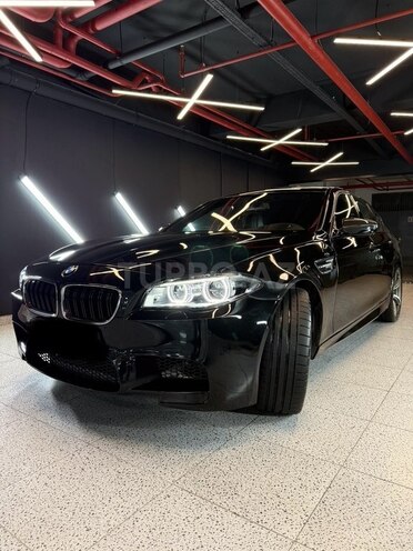 BMW M5 2012, 74,000 km - 4.4 l - Bakı