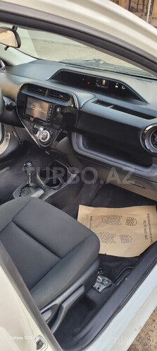 Toyota Aqua 2019, 99,900 km - 1.5 l - Bakı