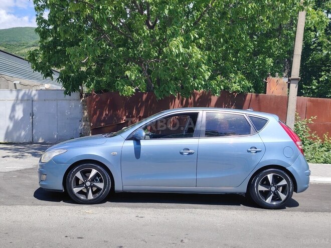 Hyundai i30 2007, 288,000 km - 1.6 l - Şəki