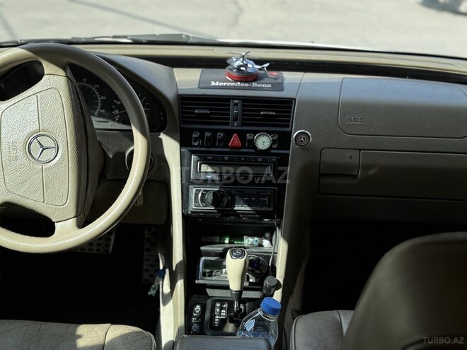 Mercedes C 230 1997, 331,748 km - 2.3 л - Bakı