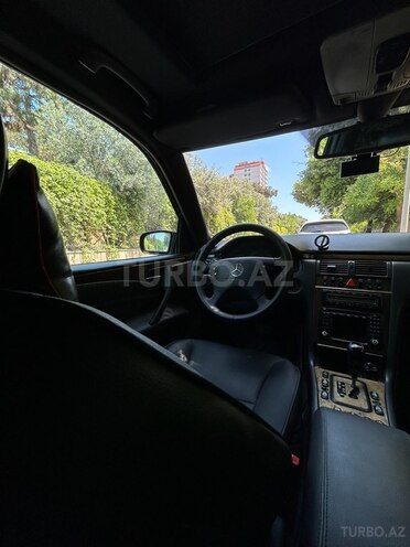Mercedes E 280 2000, 496,000 km - 2.8 l - Bakı