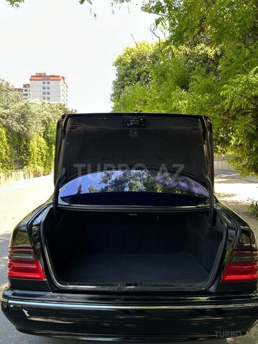 Mercedes E 280 2000, 496,000 km - 2.8 l - Bakı