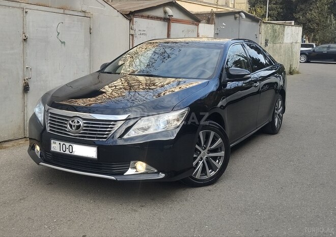 Toyota Camry-9