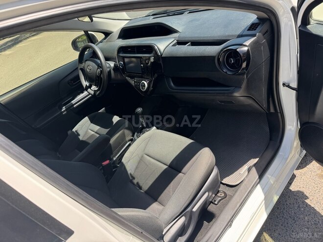 Toyota Aqua 2018, 150,000 km - 1.5 l - Bakı