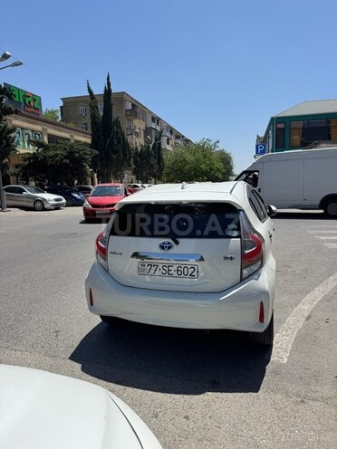 Toyota Aqua 2018, 150,000 km - 1.5 l - Bakı