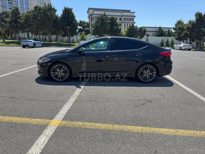 Hyundai Elantra 2017, 118,950 km - 1.6 l - Bakı