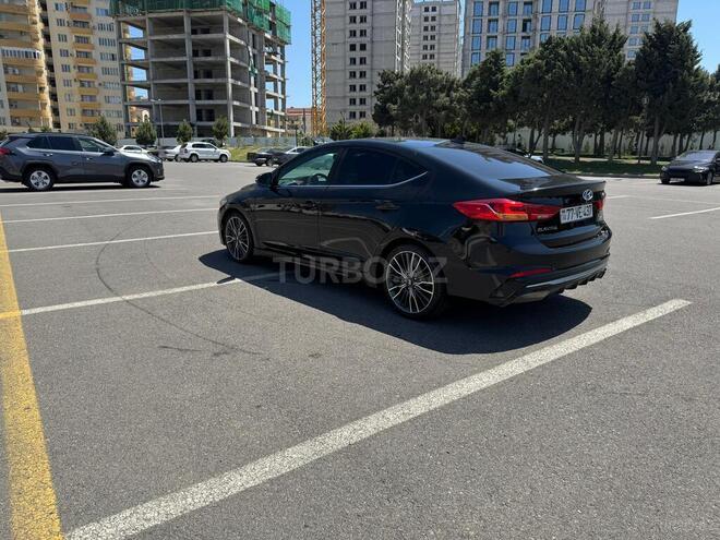 Hyundai Elantra 2017, 118,950 km - 1.6 l - Bakı