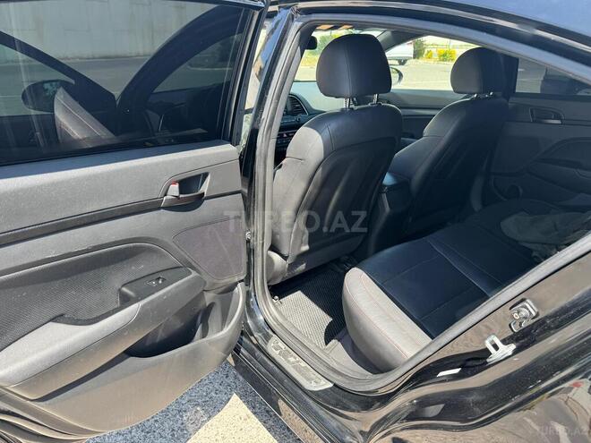 Hyundai Elantra 2017, 118,950 km - 1.6 l - Bakı