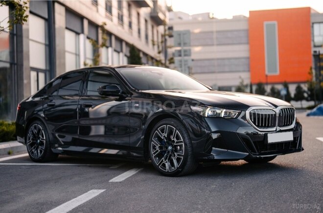 BMW 530e 2024, 3,000 km - 2.0 l - Bakı