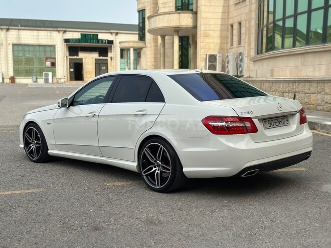 Mercedes E 350 2009, 291,030 km - 3.5 l - Bakı