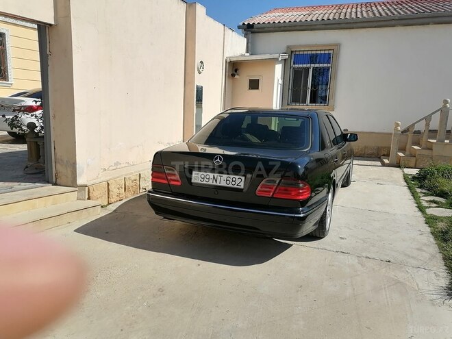 Mercedes E 200 2000, 320,000 km - 2.0 l - Bakı