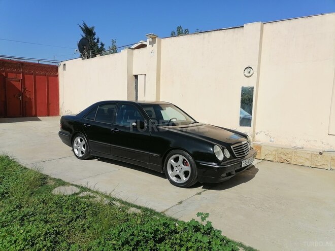 Mercedes E 200 2000, 320,000 km - 2.0 l - Bakı