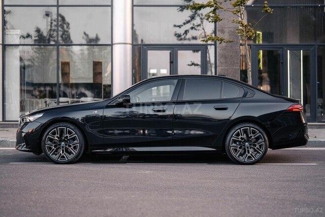 BMW 530e 2024, 3,000 km - 2.0 l - Bakı
