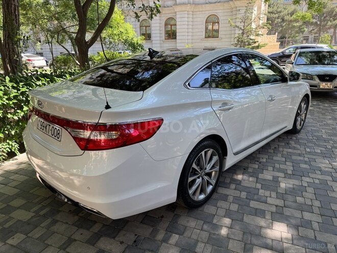 Hyundai Grandeur 2015, 215,000 km - 2.2 l - Bakı