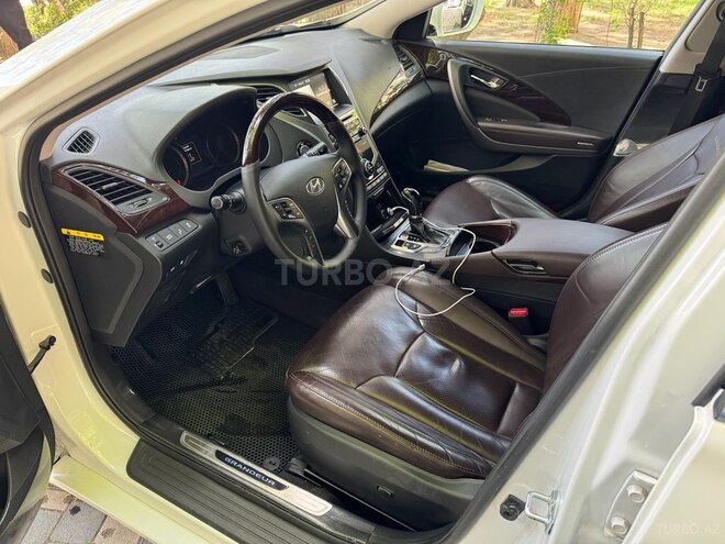 Hyundai Grandeur 2015, 215,000 km - 2.2 l - Bakı