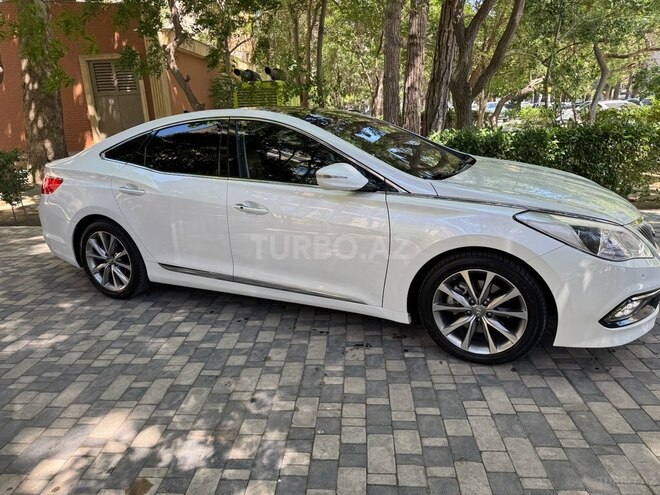 Hyundai Grandeur 2015, 215,000 km - 2.2 l - Bakı