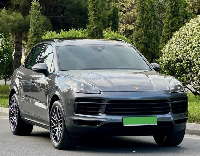 Porsche Cayenne-2