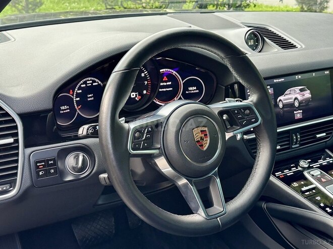 Porsche Cayenne-14