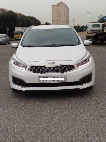 Kia  2017, 200,000 km - 1.6 l - Bakı
