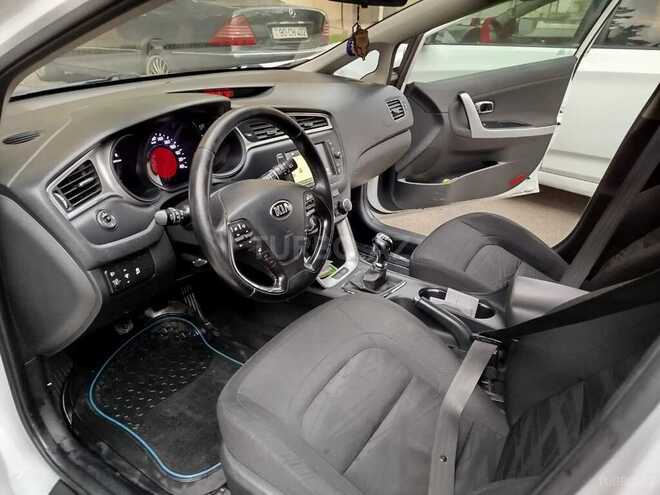 Kia  2017, 200,000 km - 1.6 l - Bakı