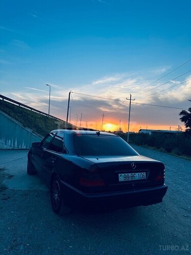 Mercedes C 180 1997, 323,380 km - 1.8 л - Şirvan
