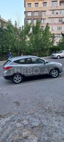Hyundai ix35 2013, 235,000 km - 2.0 l - Bakı