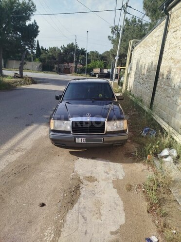Mercedes E 200 1993, 370,000 km - 2.0 l - Bakı