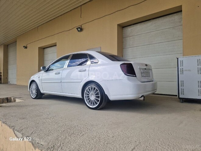 Chevrolet Lacetti-7