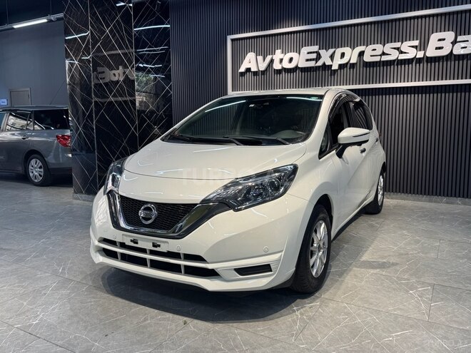 Nissan Note-5