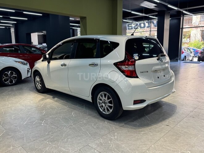 Nissan Note-6