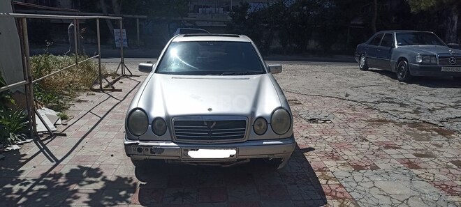 Mercedes E 220 d 1997, 321,510 km - 2.2 l - Bakı