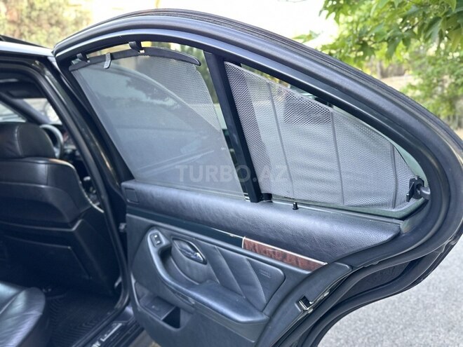 BMW 530 2001, 343,000 km - 3.0 l - Bakı