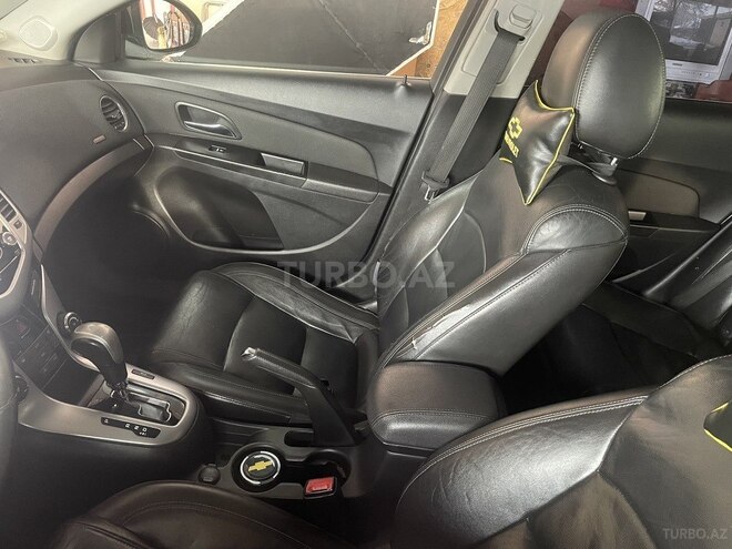 Chevrolet Cruze 2012, 320,000 km - 1.4 l - Qəbələ