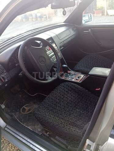 Mercedes C 200 1998, 250,000 km - 2.0 l - Sumqayıt