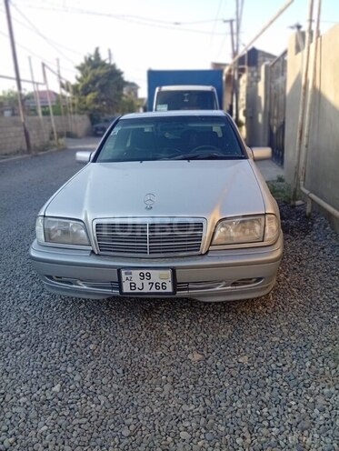 Mercedes C 200 1998, 250,000 km - 2.0 l - Sumqayıt