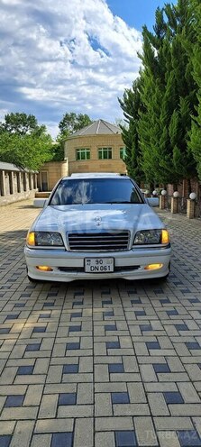Mercedes C 230 1998, 310,000 km - 2.3 l - Şəki