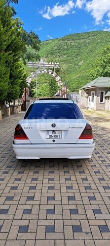Mercedes C 230 1998, 310,000 km - 2.3 l - Şəki