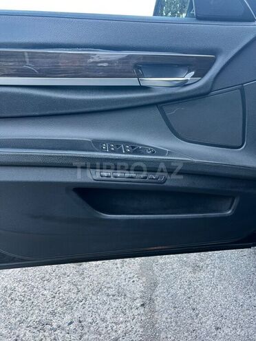 BMW 750 2011, 235,000 km - 4.4 l - Bakı