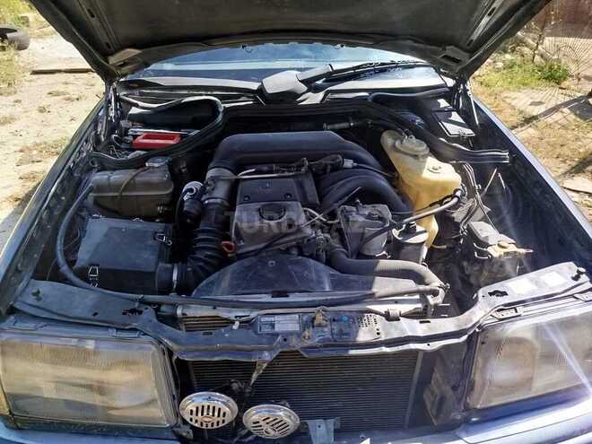 Mercedes E 250 1993, 500,000 km - 2.5 l - Bakı