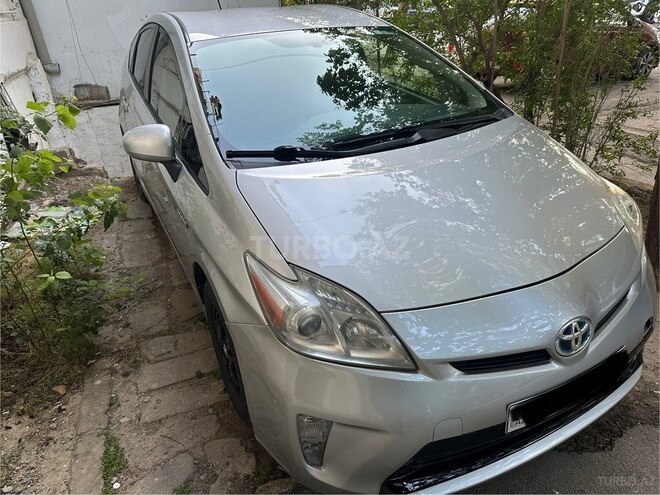 Toyota Prius 2015, 120,000 km - 1.8 л - Bakı