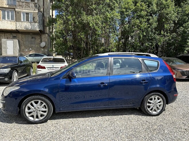 Hyundai i30 2012, 280,000 km - 2.0 l - Bakı