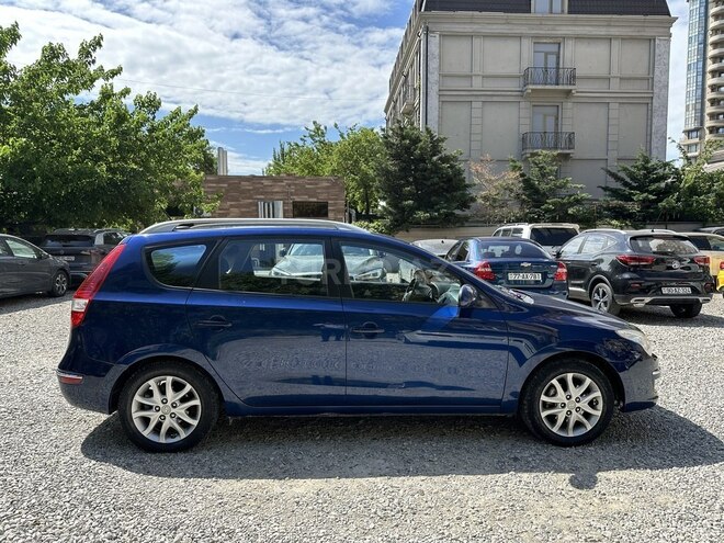 Hyundai i30 2012, 280,000 km - 2.0 l - Bakı