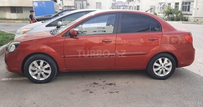 Kia Rio 2010, 122,000 km - 1.4 л - Bakı