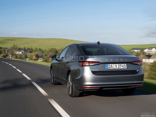 Skoda Superb 2025, 0 km - 1.5 l - Bakı