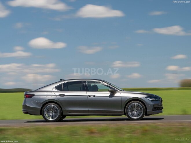 Skoda Superb 2025, 0 km - 1.5 l - Bakı