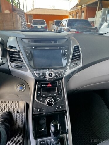 Hyundai Elantra 2013, 122,632 km - 1.8 л - Gəncə
